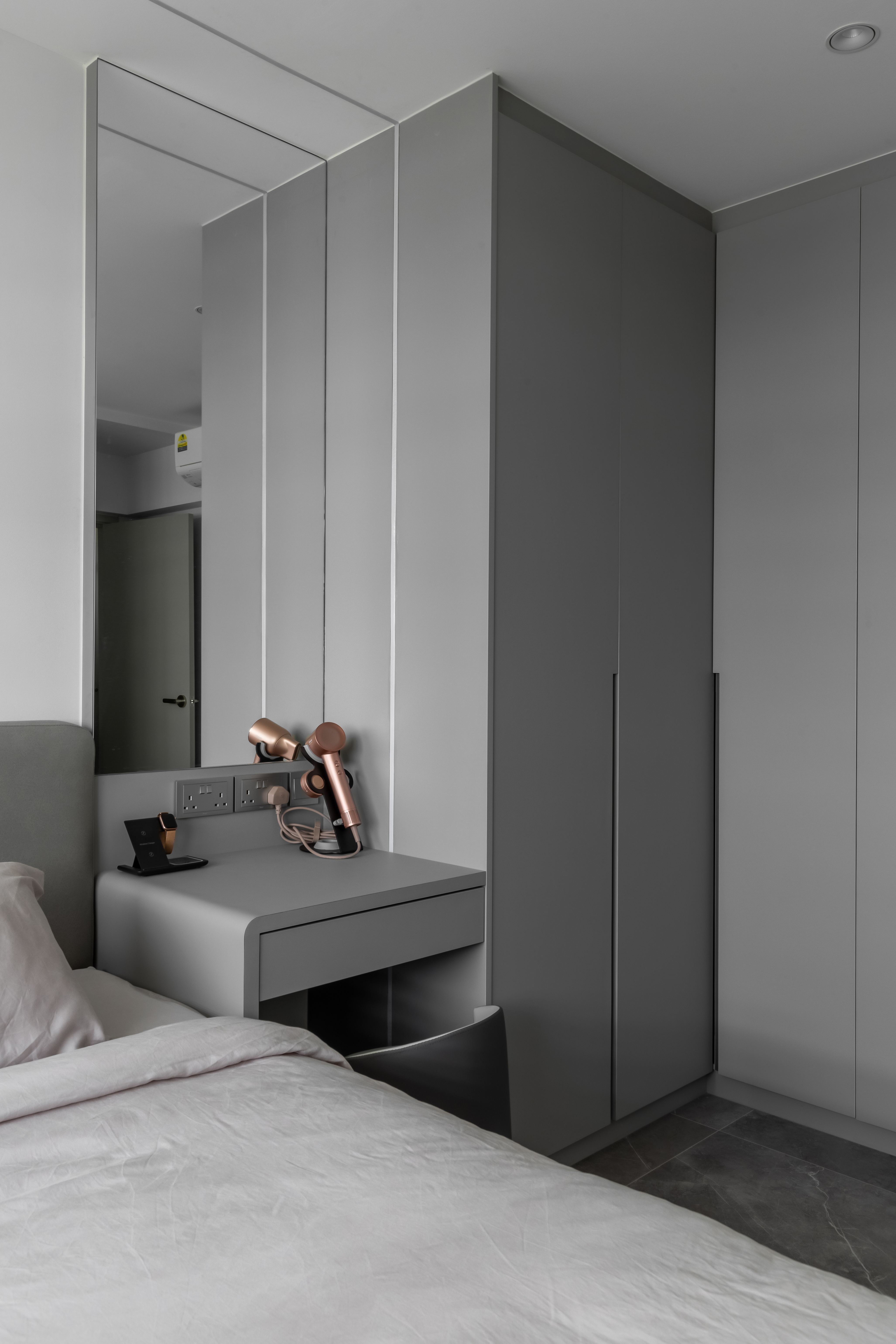 Minimalist, Modern Design - Bedroom - HDB 4 Room - Design by U-Home Interior Design Pte Ltd