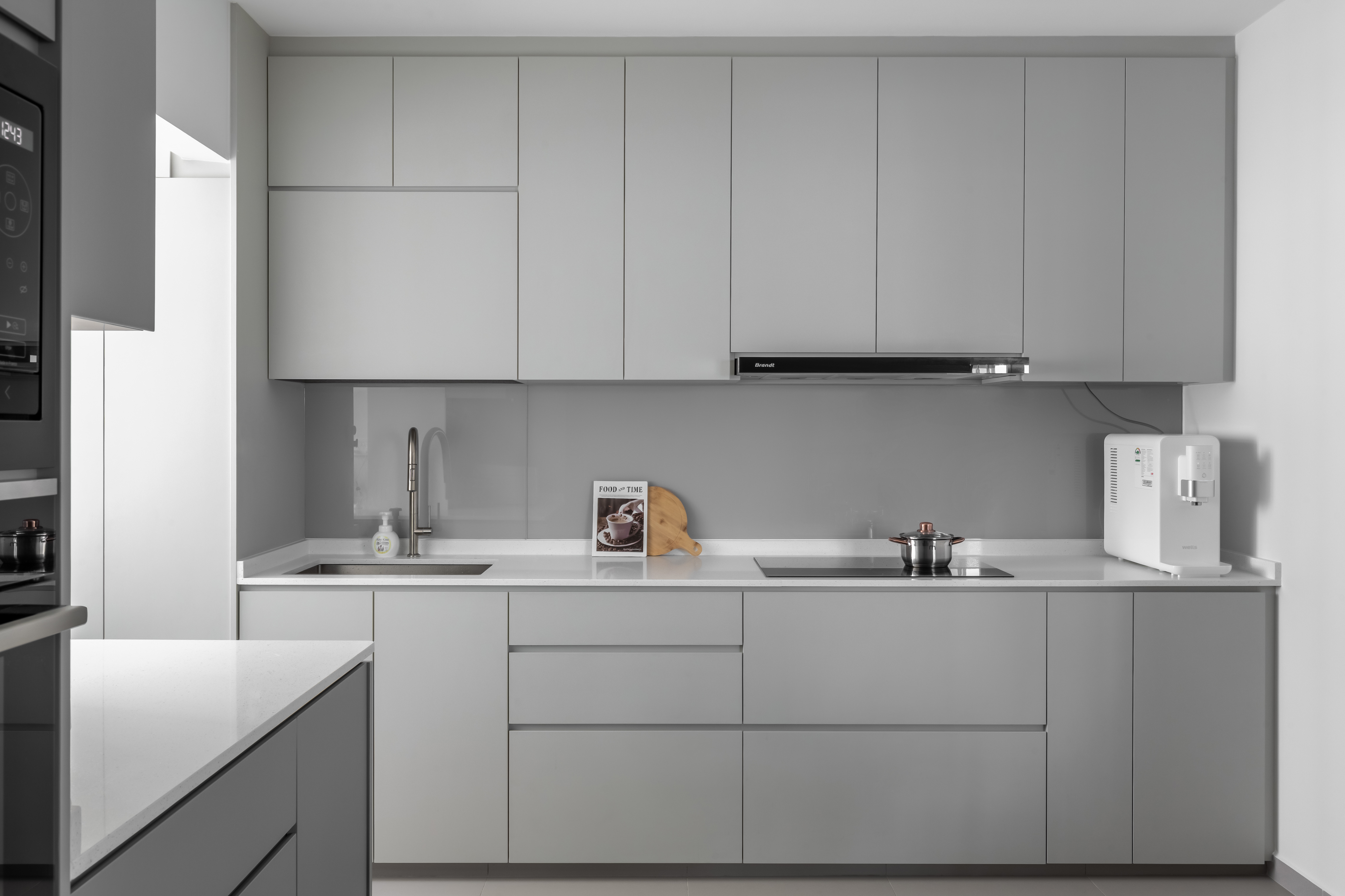 Minimalist, Modern Design - Kitchen - HDB 4 Room - Design by U-Home Interior Design Pte Ltd