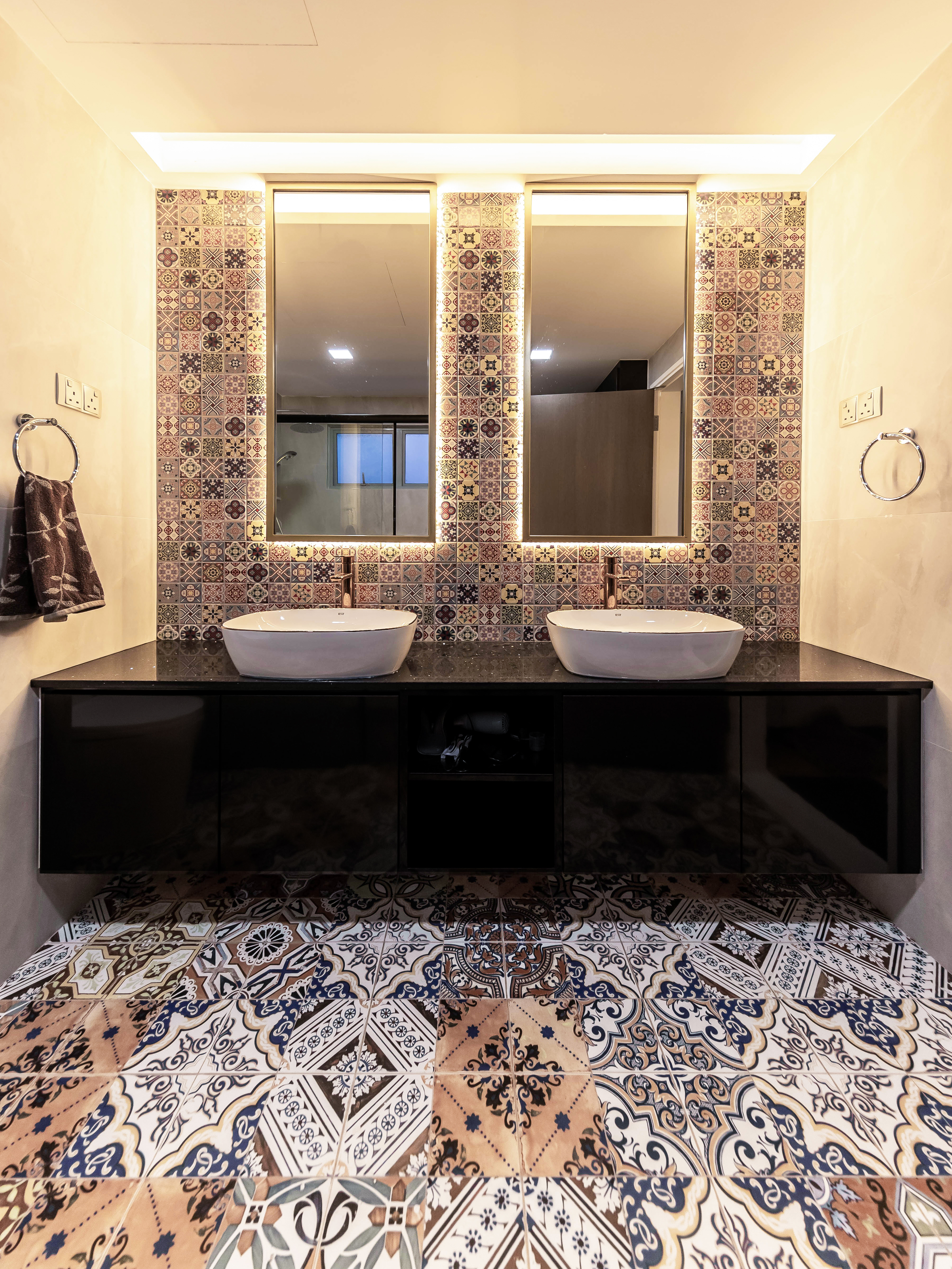 Modern Design - Bathroom - Condominium - Design by U-Home Interior Design Pte Ltd