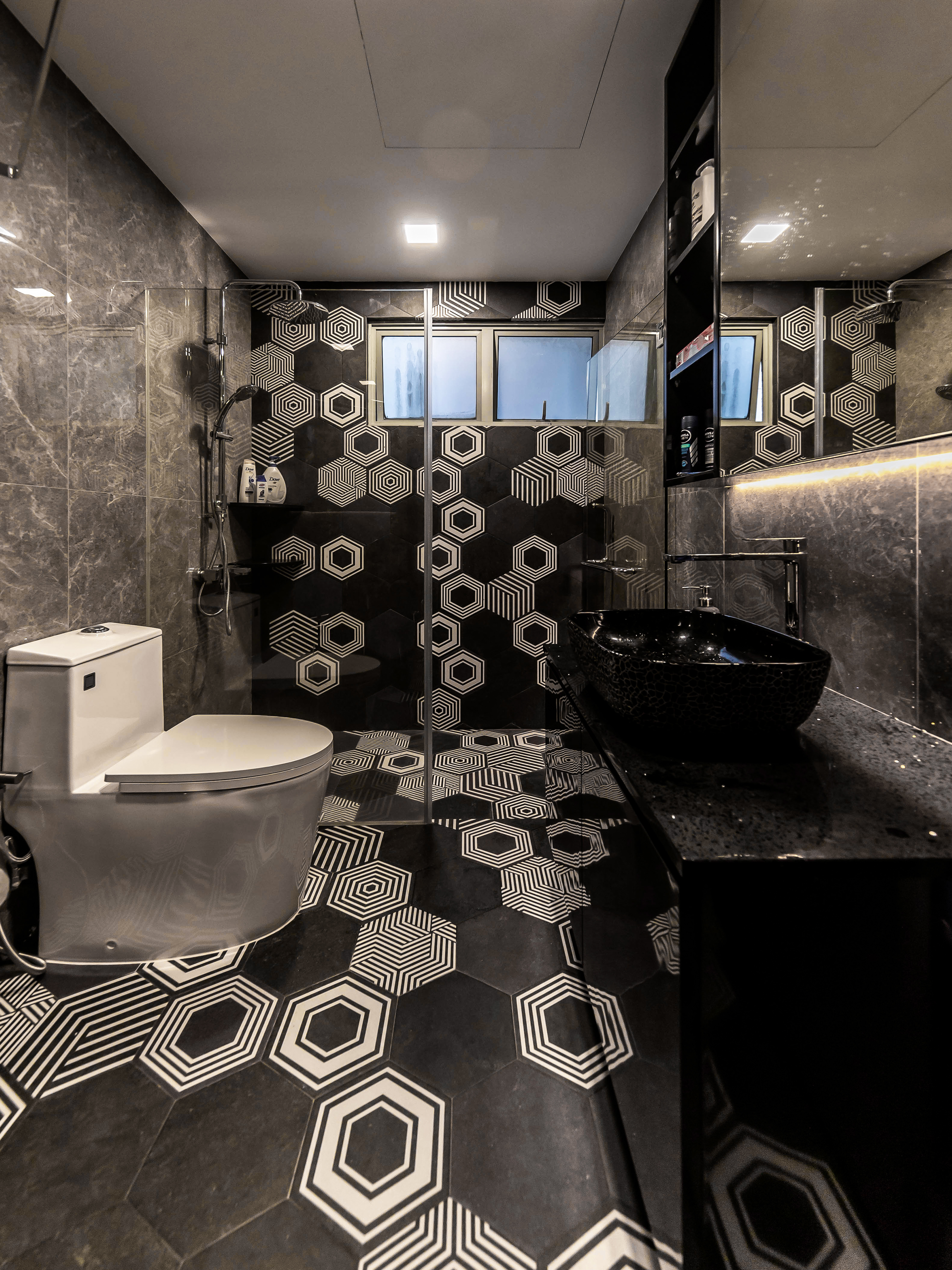 Modern Design - Bathroom - Condominium - Design by U-Home Interior Design Pte Ltd