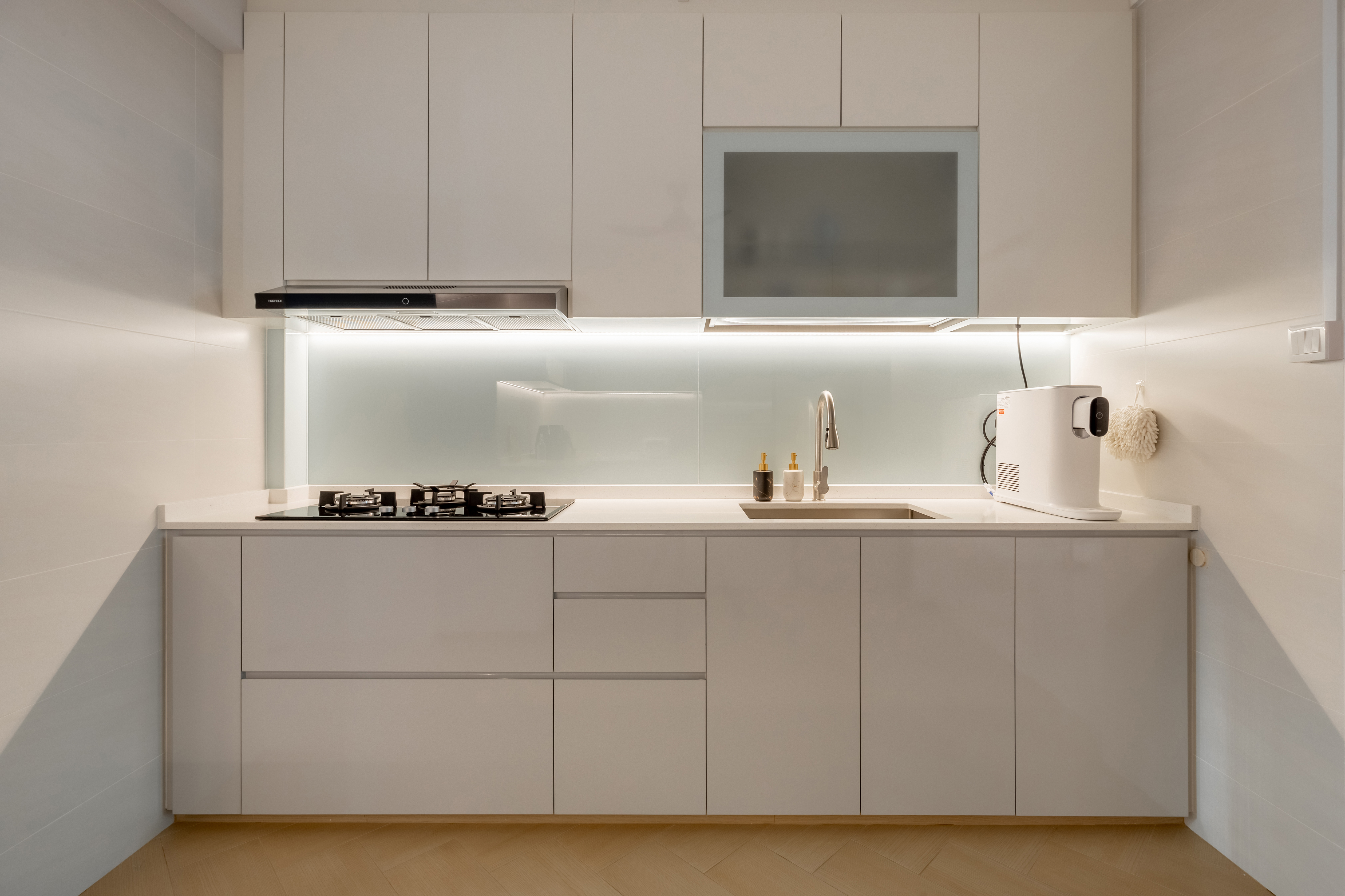 Minimalist Design - Kitchen - HDB 5 Room - Design by U-Home Interior Design Pte Ltd