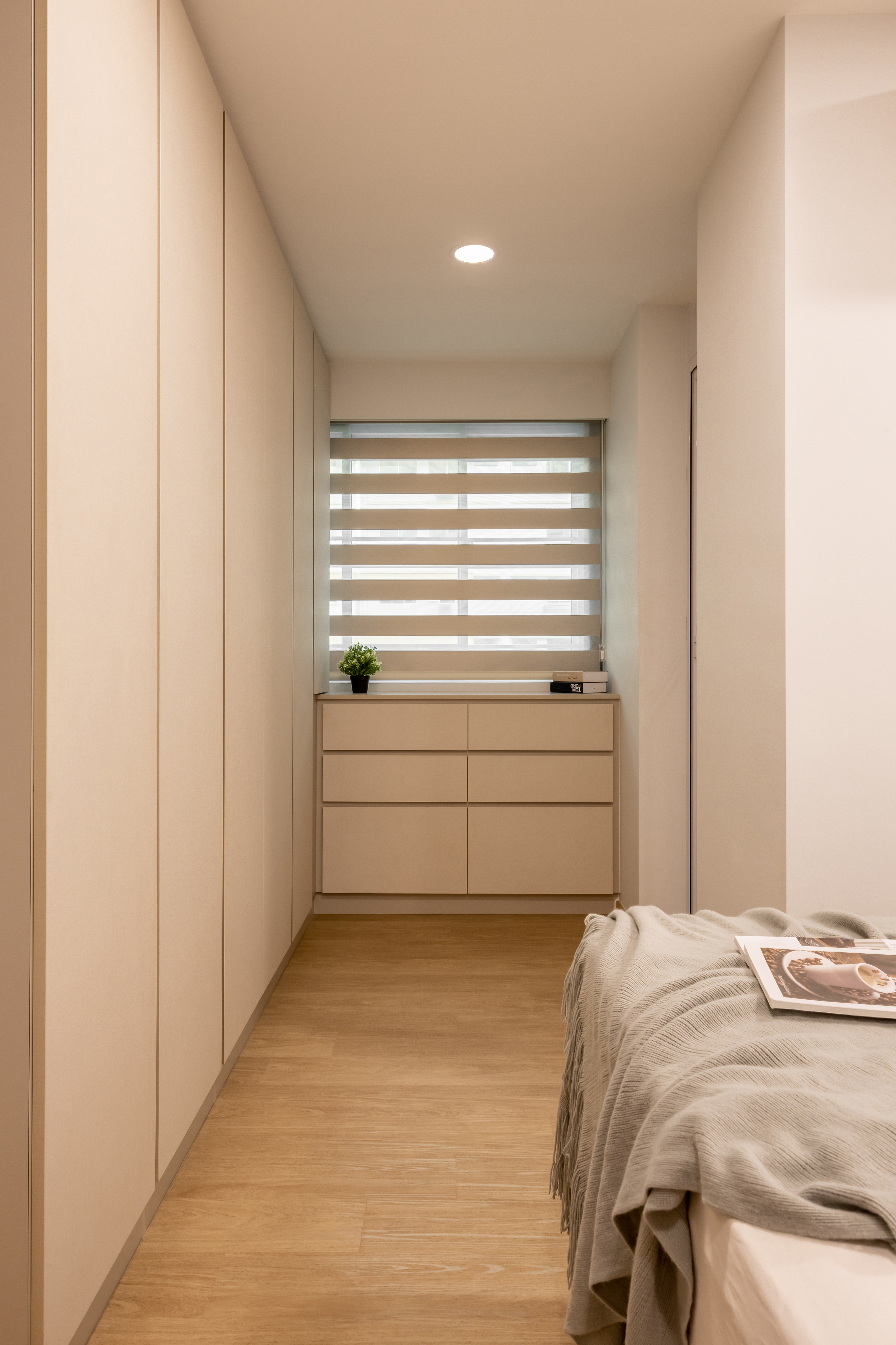 Minimalist Design - Bedroom - HDB 5 Room - Design by U-Home Interior Design Pte Ltd