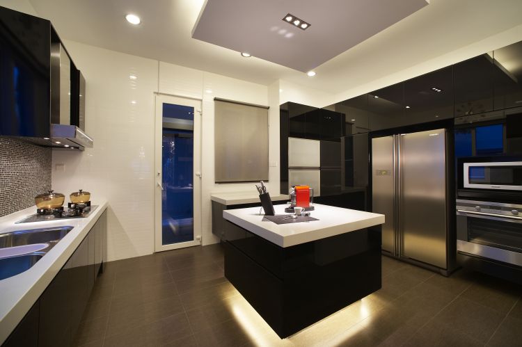 Contemporary, Modern Design - Kitchen - Landed House - Design by U-Home Interior Design Pte Ltd