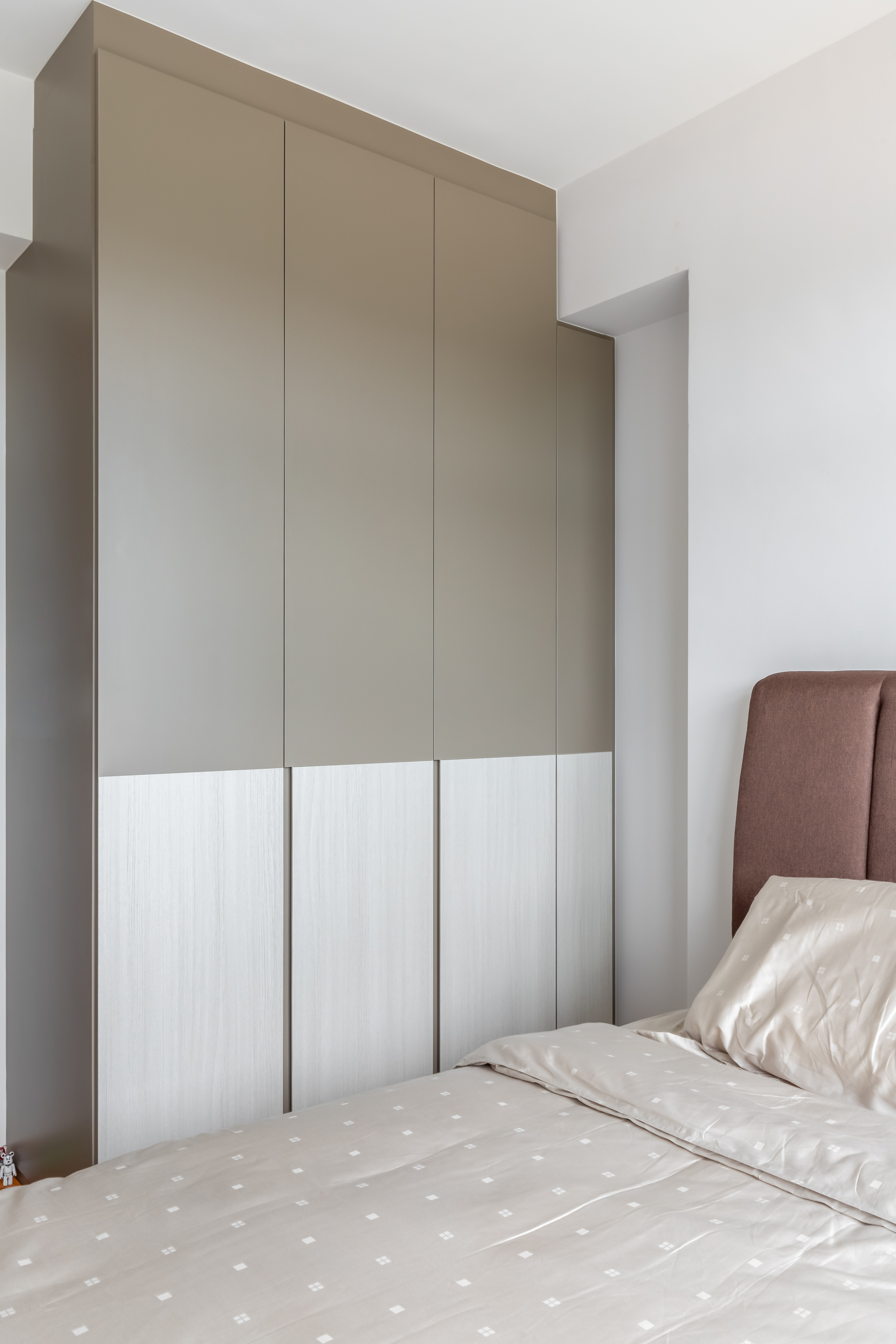 Contemporary, Minimalist, Modern Design - Bedroom - HDB 4 Room - Design by U-Home Interior Design Pte Ltd