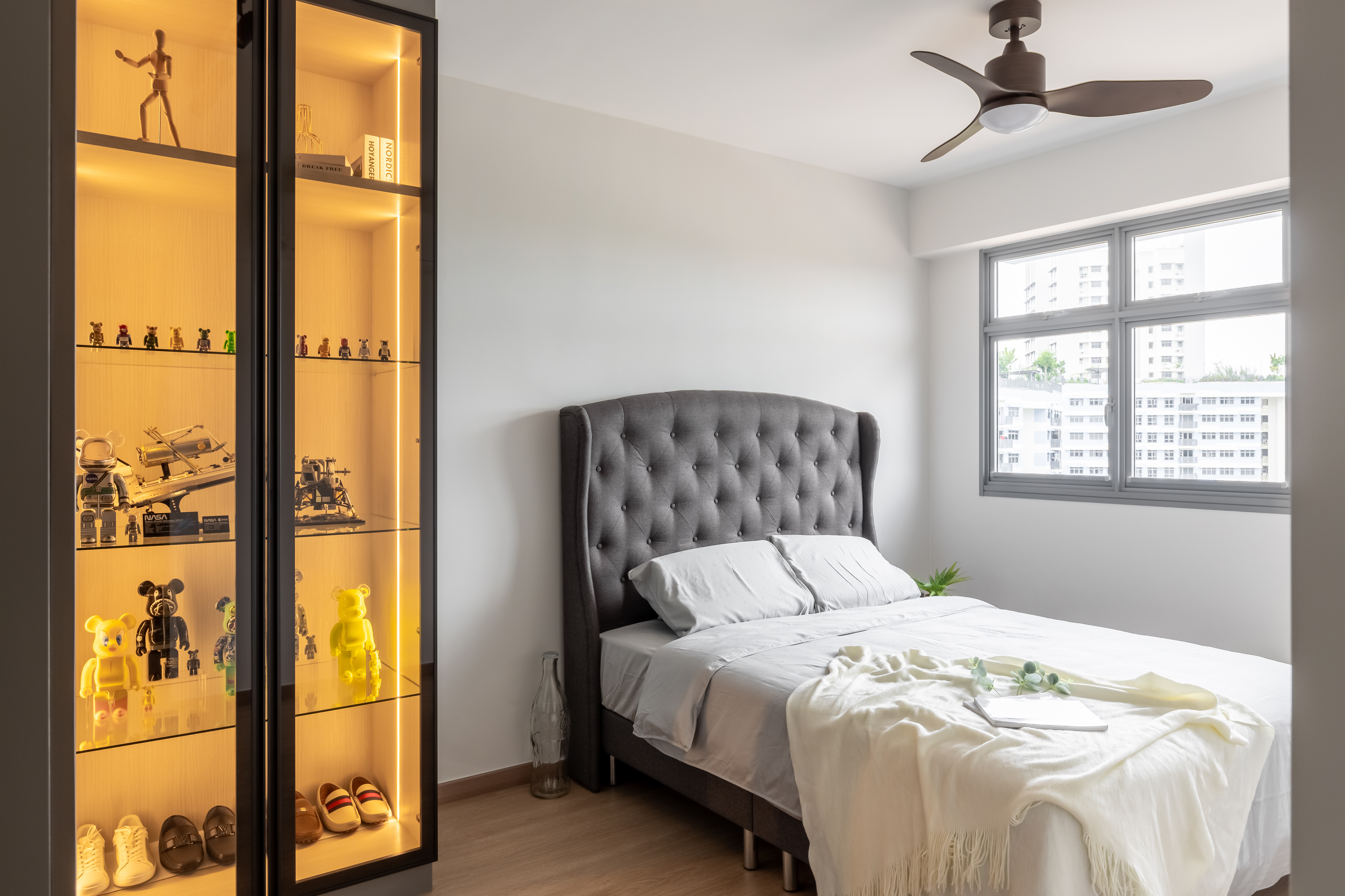 Contemporary, Minimalist, Modern Design - Bedroom - HDB 4 Room - Design by U-Home Interior Design Pte Ltd