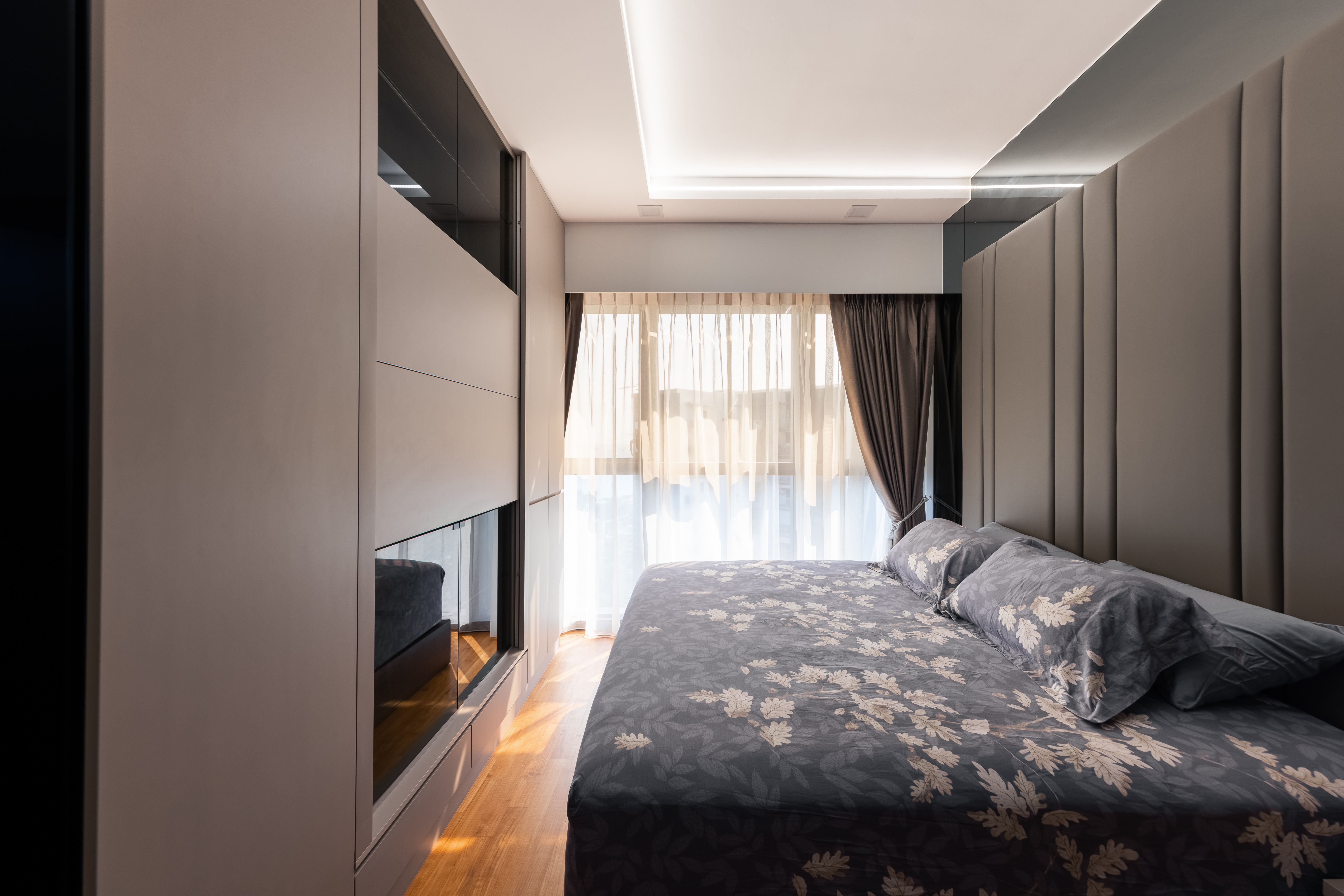 Contemporary, Modern Design - Bedroom - Condominium - Design by U-Home Interior Design Pte Ltd