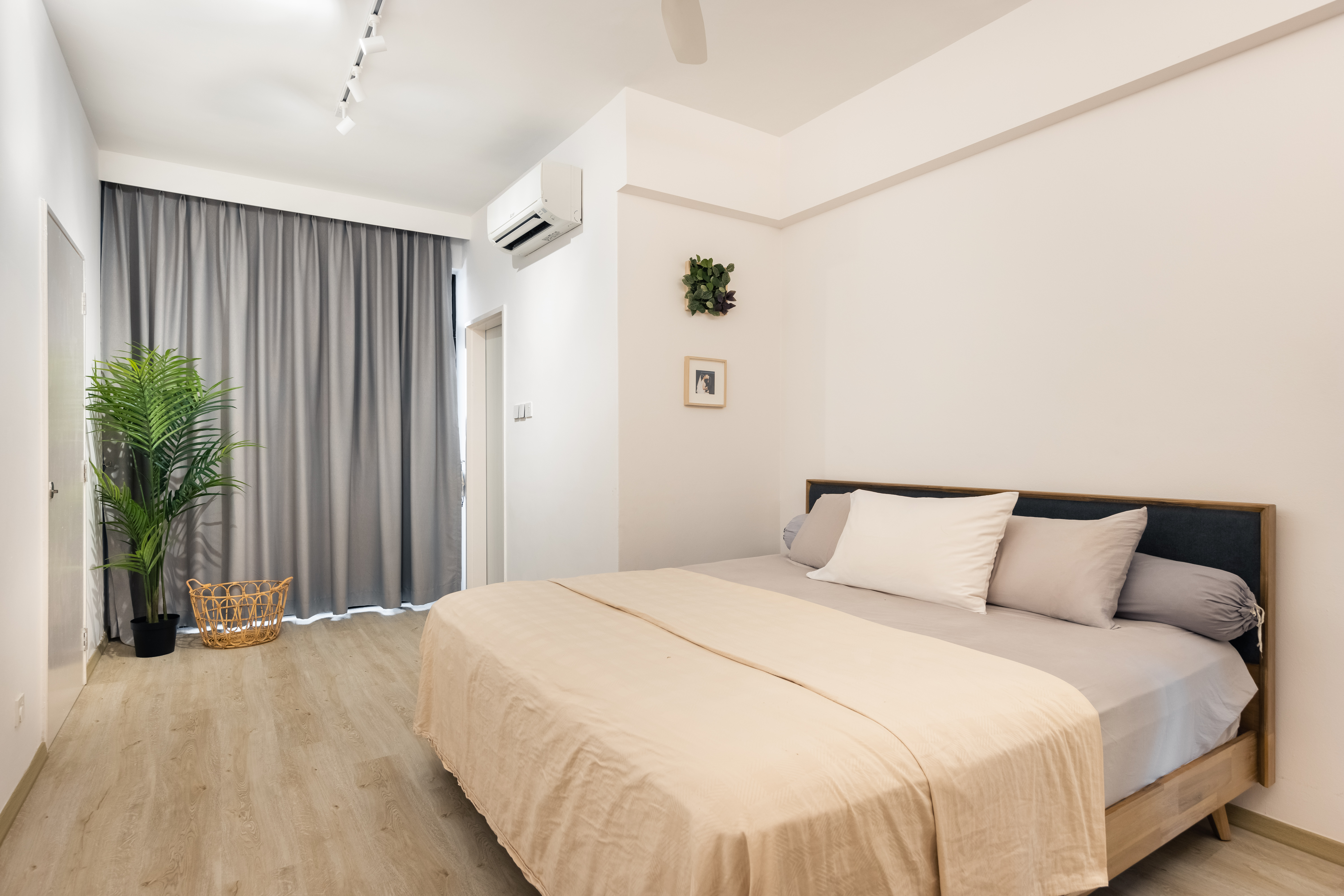 Minimalist, Scandinavian Design - Bedroom - Condominium - Design by U-Home Interior Design Pte Ltd