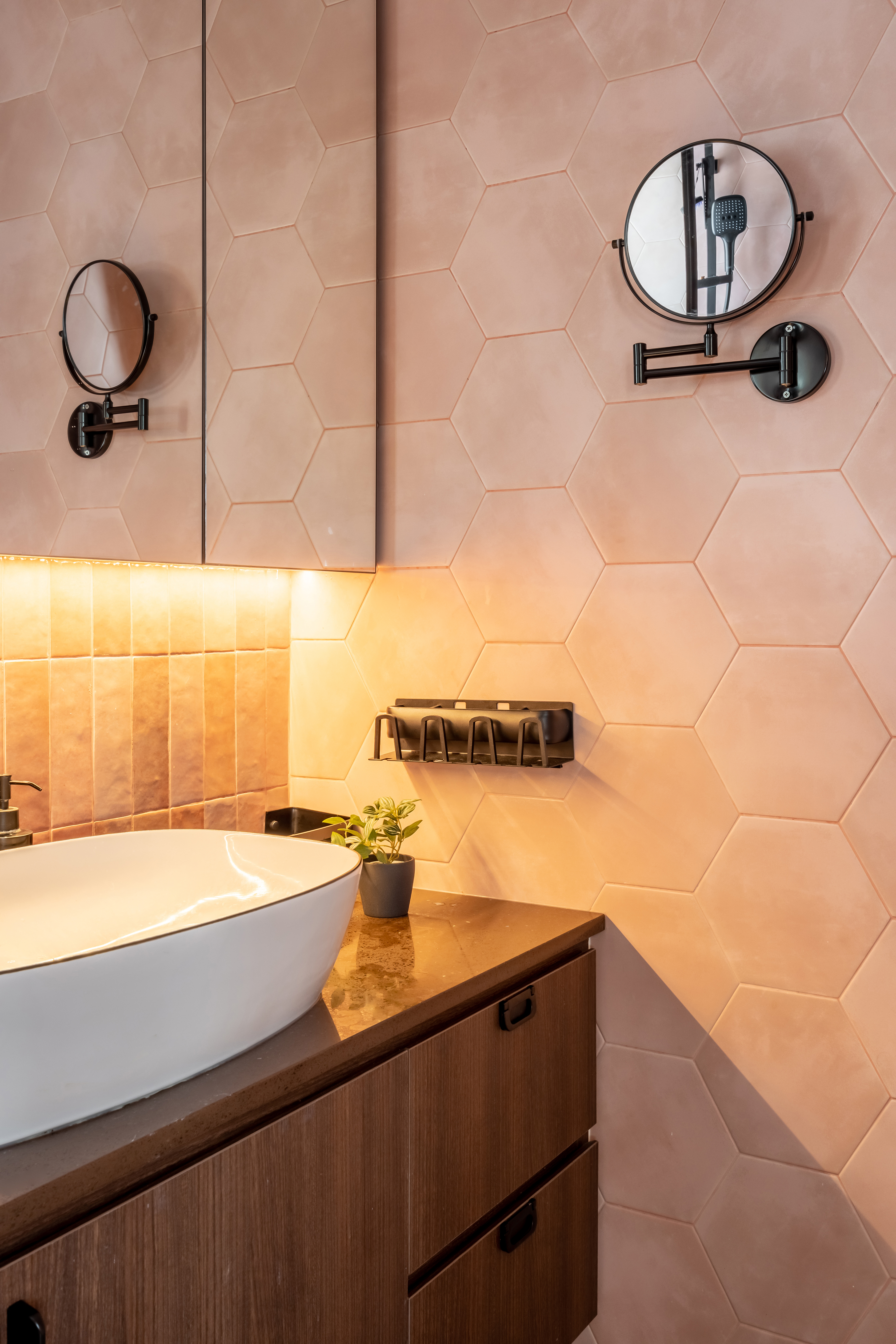 Classical, Eclectic, Victorian Design - Bathroom - Condominium - Design by U-Home Interior Design Pte Ltd