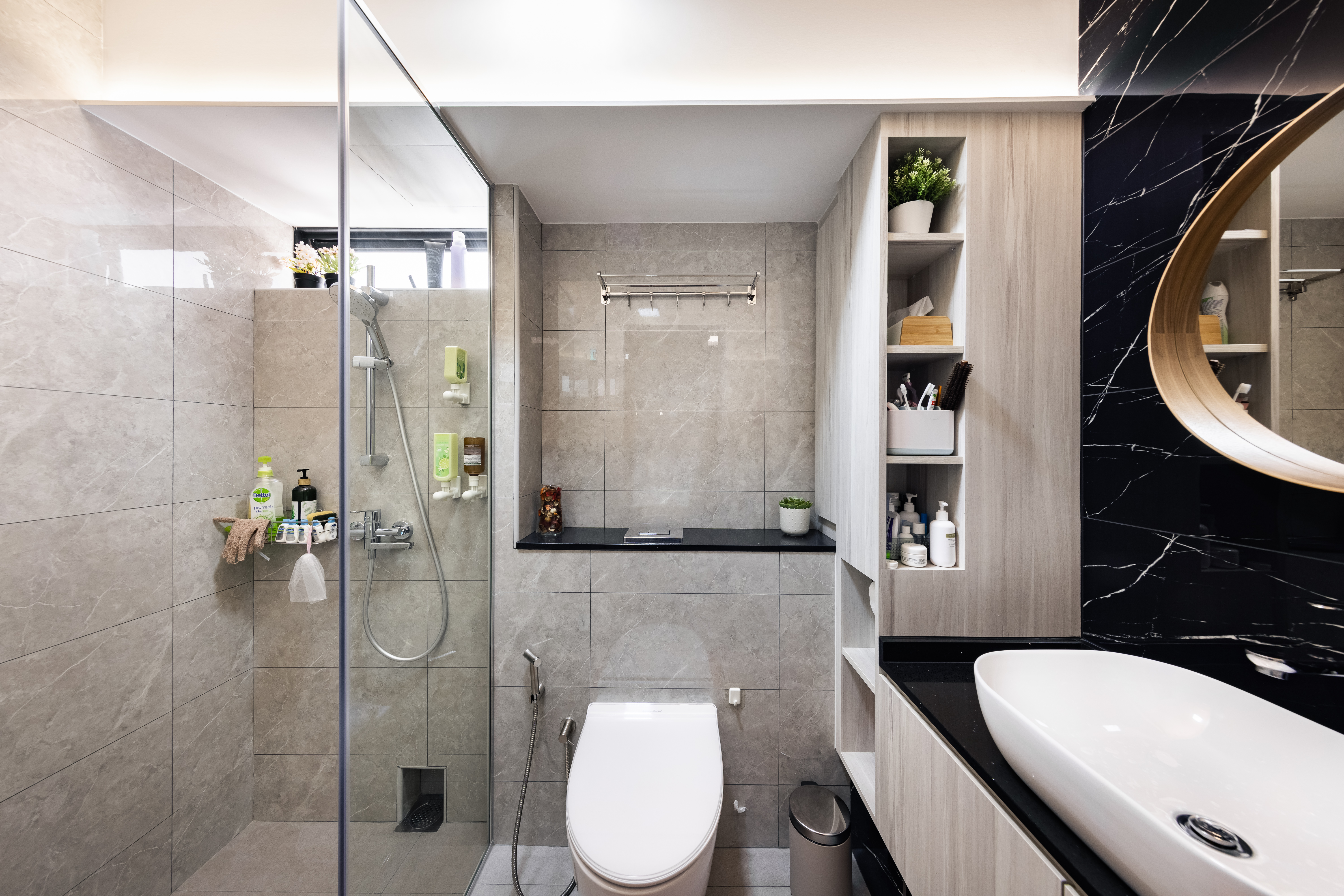 Contemporary, Modern Design - Bathroom - HDB 5 Room - Design by U-Home Interior Design Pte Ltd