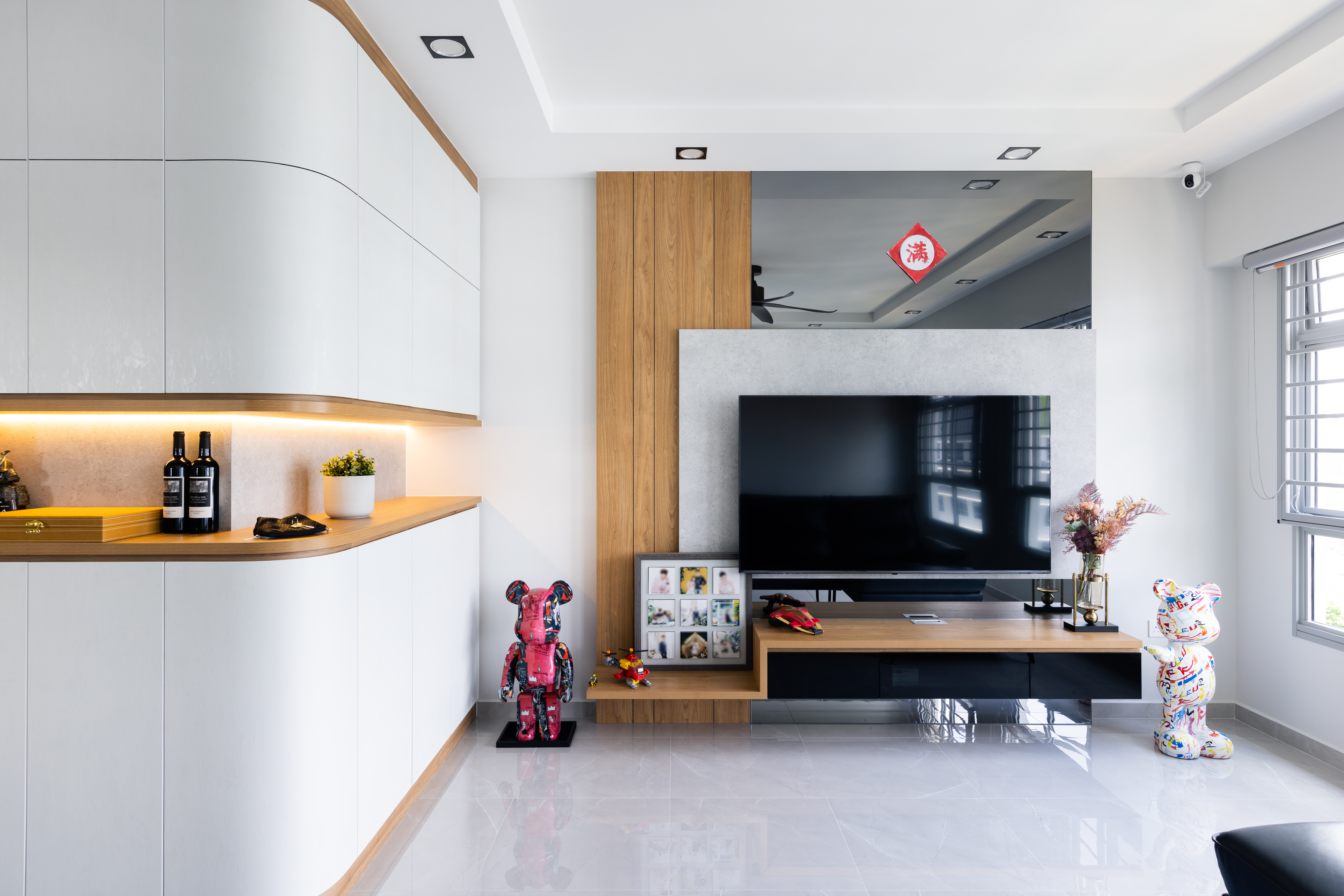 Contemporary Design - Living Room - HDB 5 Room - Design by U-Home Interior Design Pte Ltd