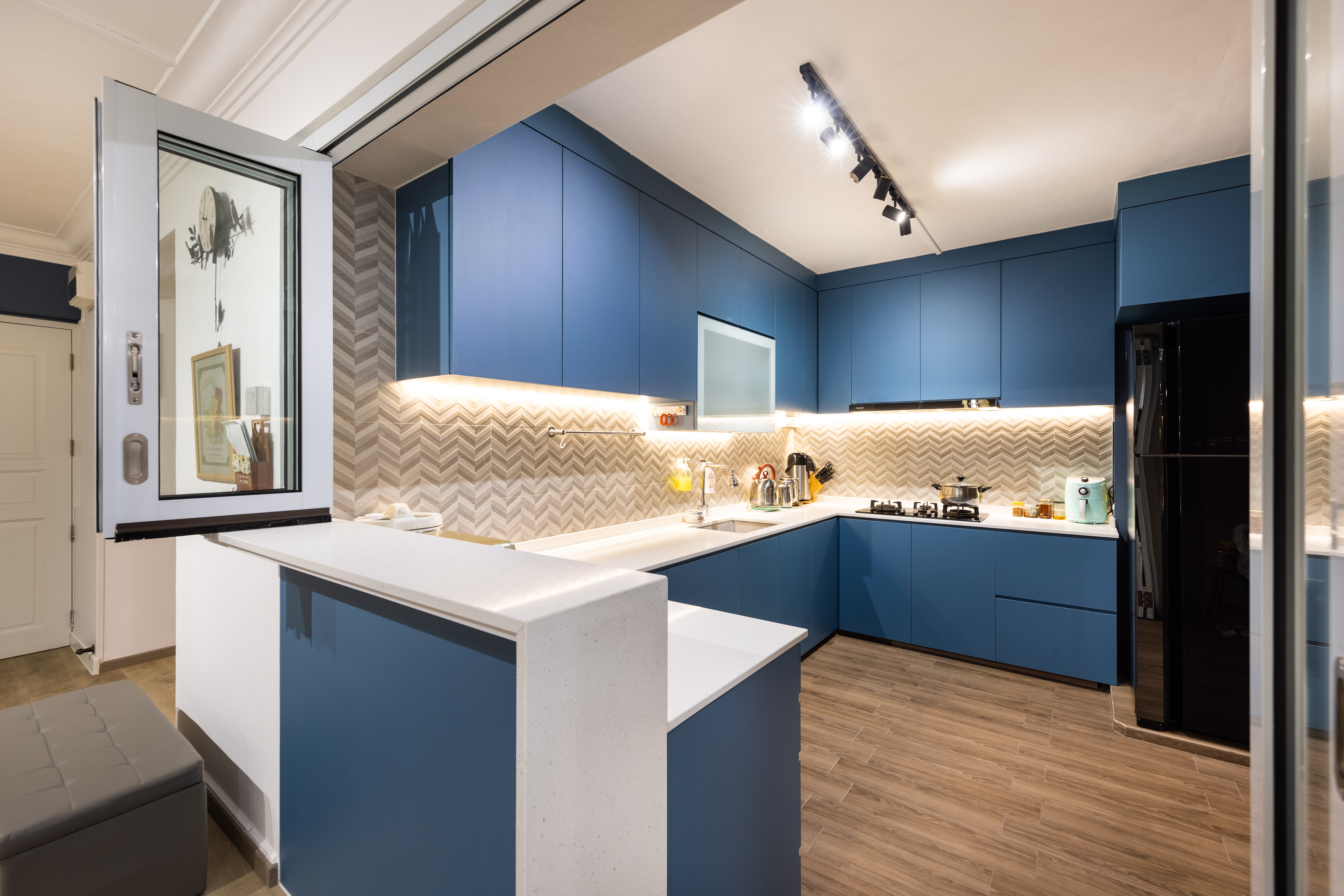 Modern, Scandinavian Design - Kitchen - HDB 5 Room - Design by U-Home Interior Design Pte Ltd