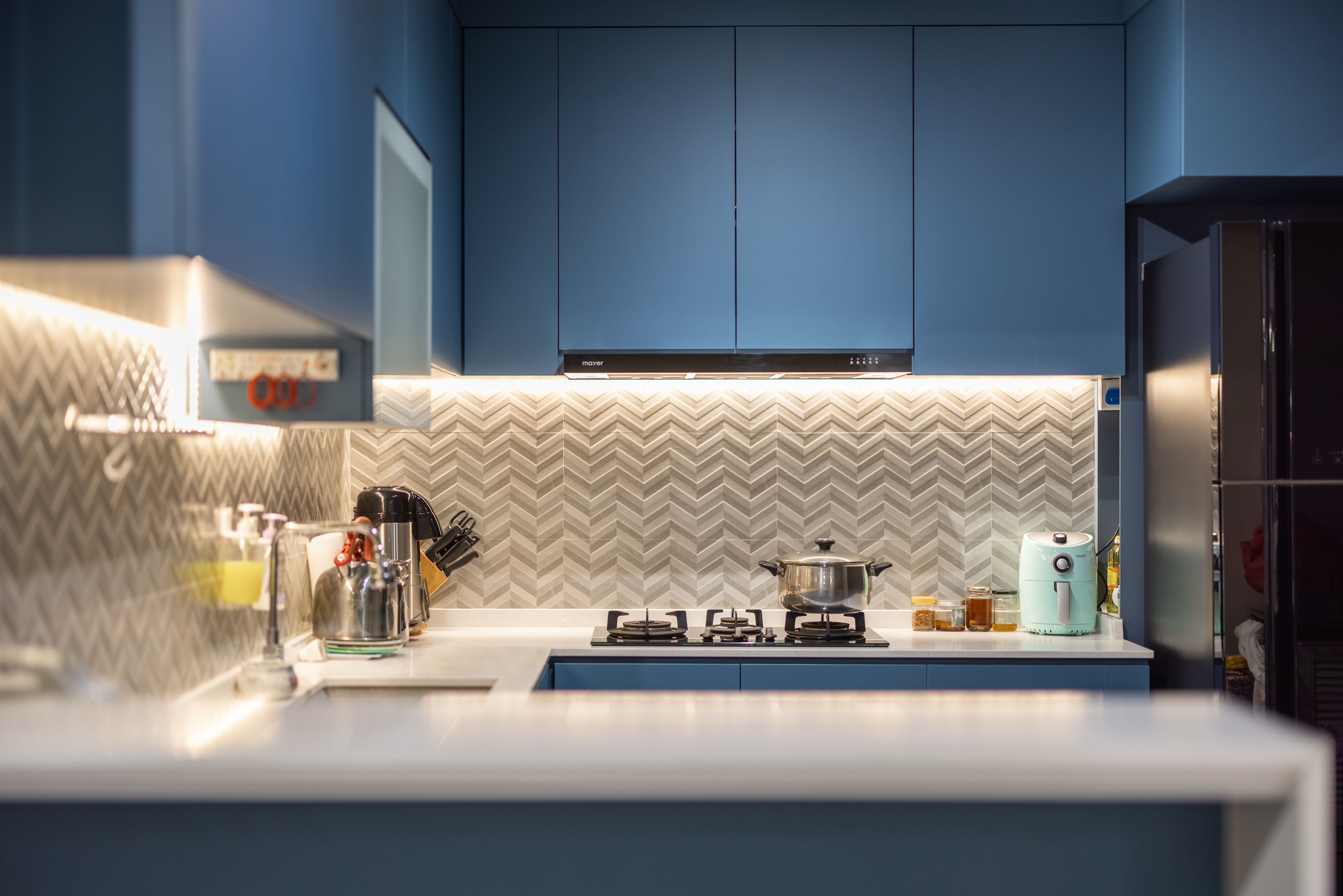 Modern, Scandinavian Design - Kitchen - HDB 5 Room - Design by U-Home Interior Design Pte Ltd