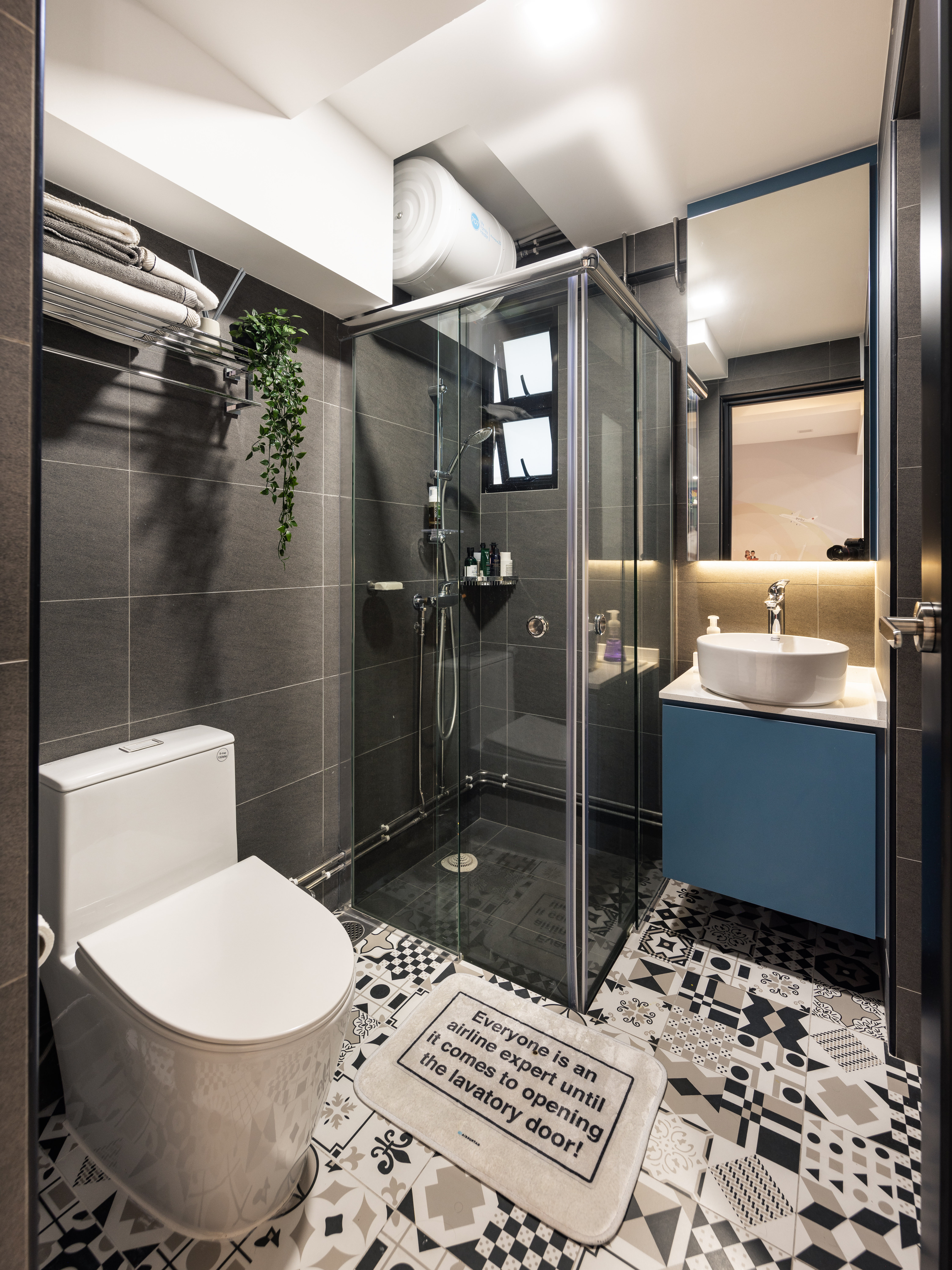 Eclectic Design - Bathroom - HDB 5 Room - Design by U-Home Interior Design Pte Ltd