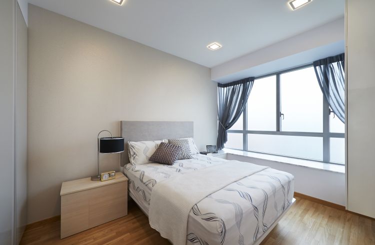 Minimalist, Modern Design - Bedroom - Condominium - Design by U-Home Interior Design Pte Ltd
