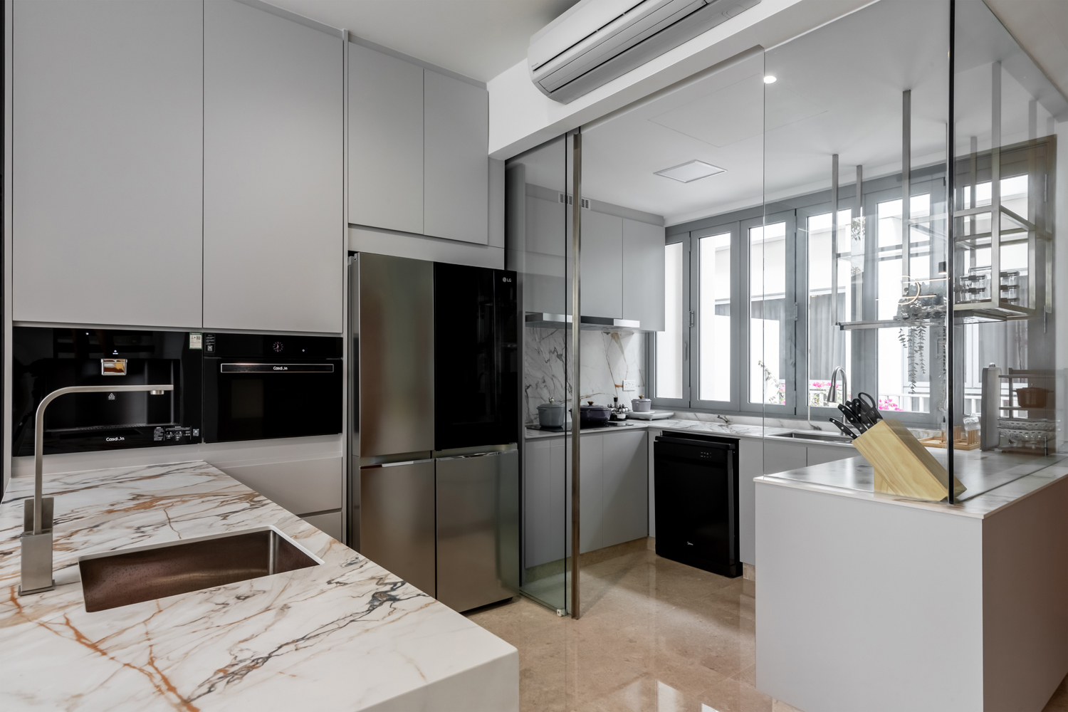 Contemporary, Modern Design - Kitchen - Condominium - Design by U-Home Interior Design Pte Ltd