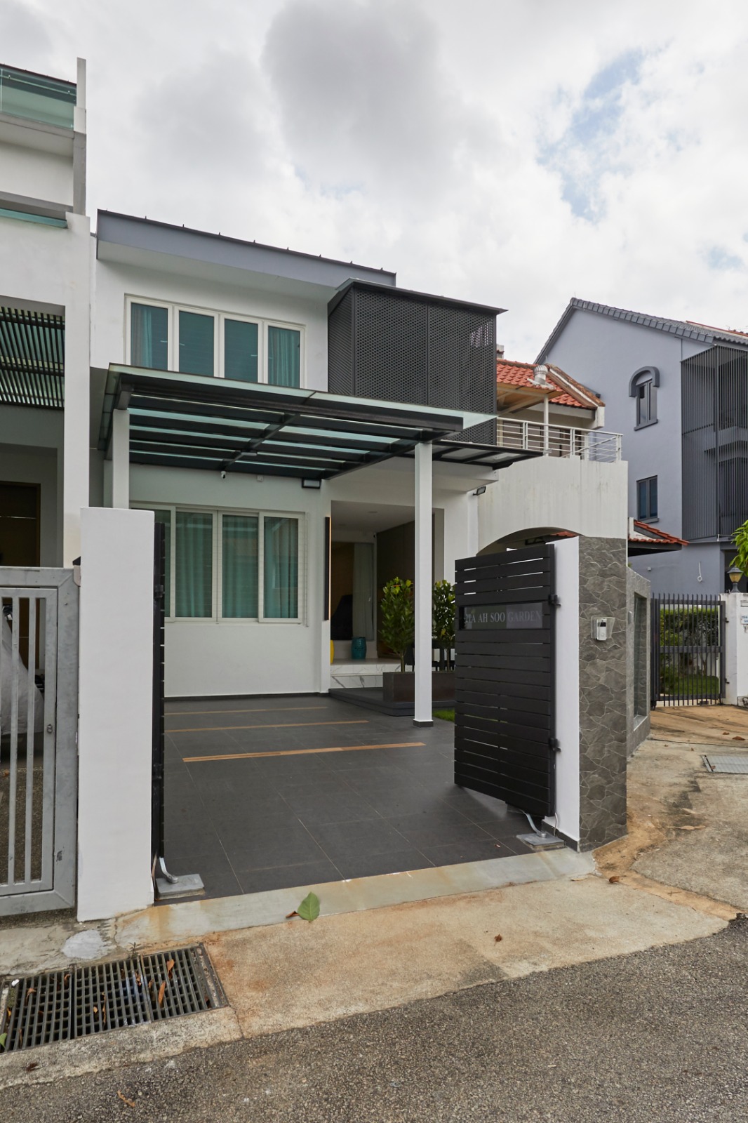 Minimalist Design - Commercial - Landed House - Design by Ultra Space Design