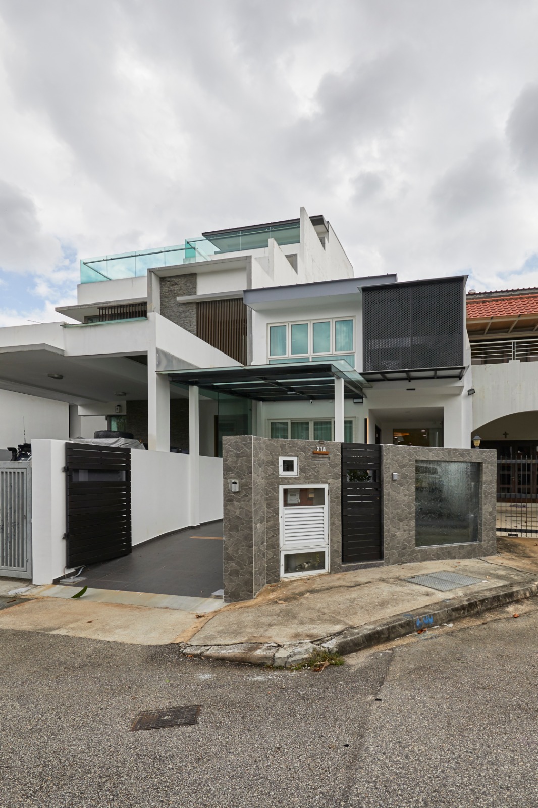 Minimalist Design - Commercial - Landed House - Design by Ultra Space Design