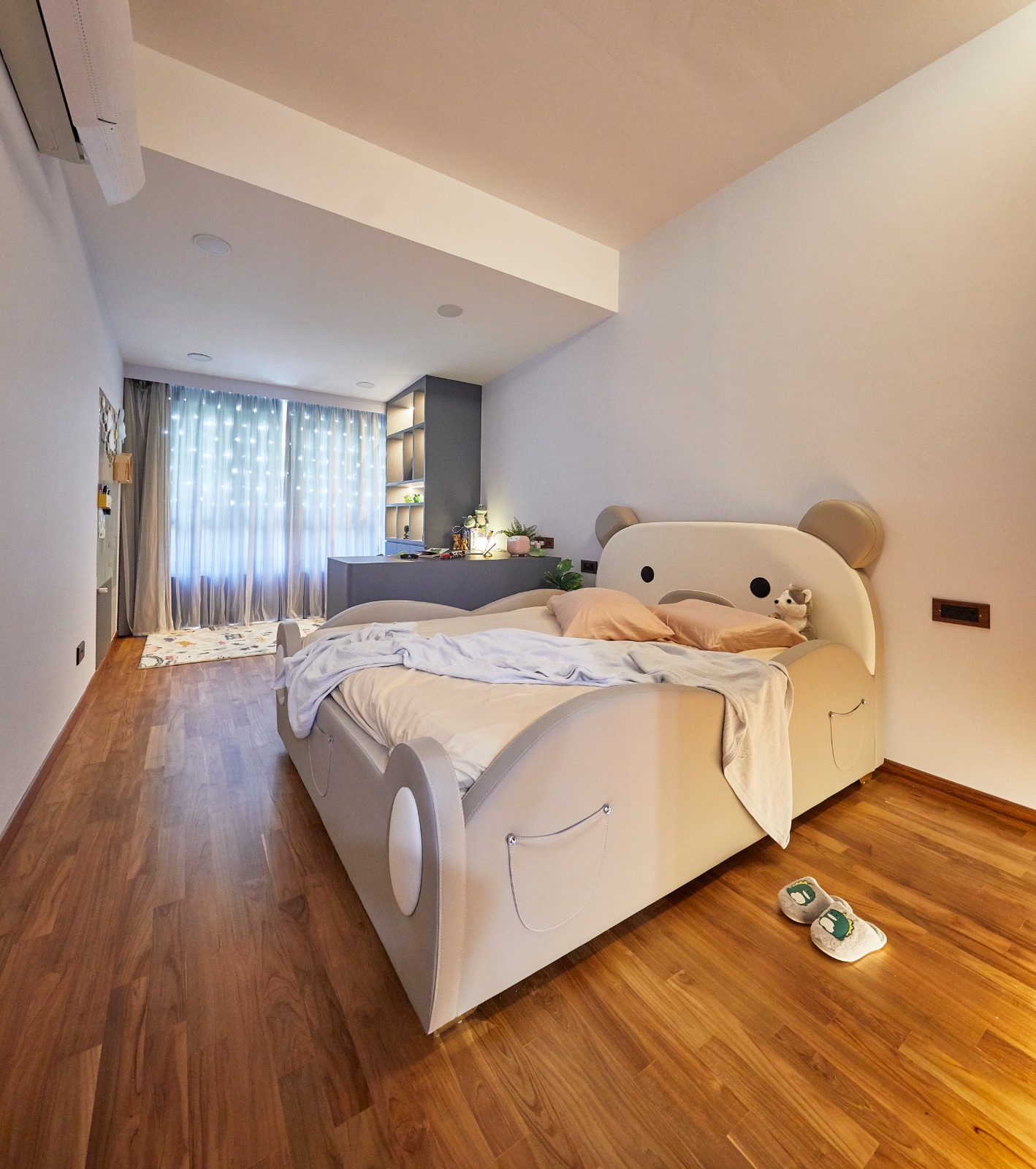 Minimalist Design - Bedroom - Landed House - Design by Ultra Space Design