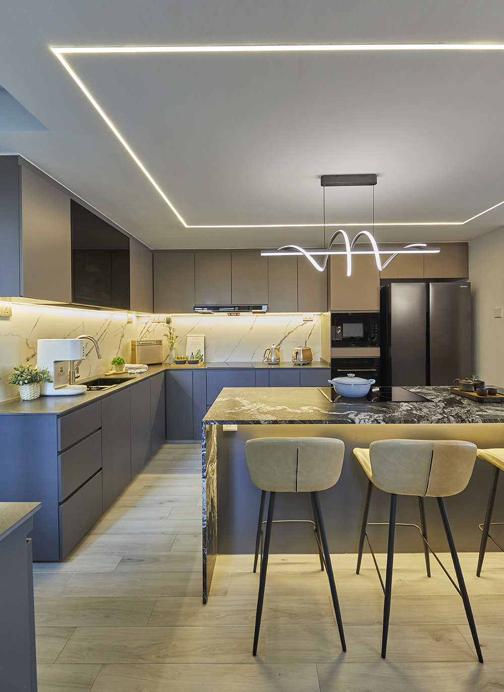 Contemporary Design - Kitchen - Condominium - Design by Ultra Space Design