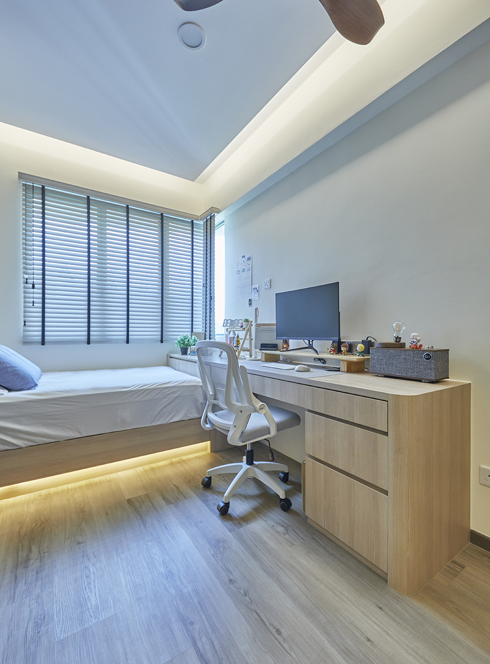 Contemporary Design - Bedroom - Condominium - Design by Ultra Space Design