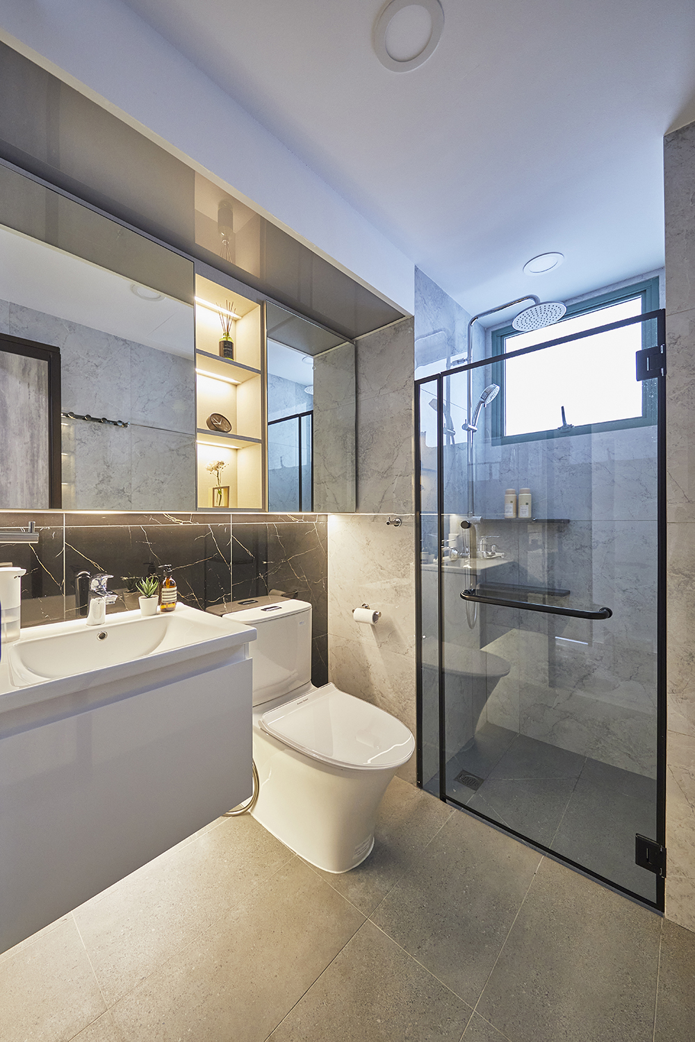 Modern Design - Bathroom - Condominium - Design by Ultra Space Design