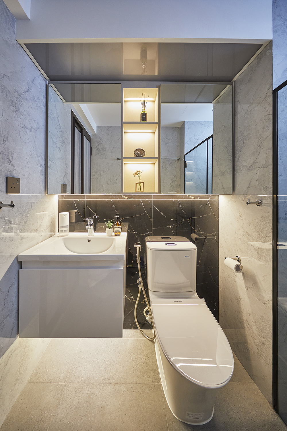 Modern Design - Bathroom - Condominium - Design by Ultra Space Design