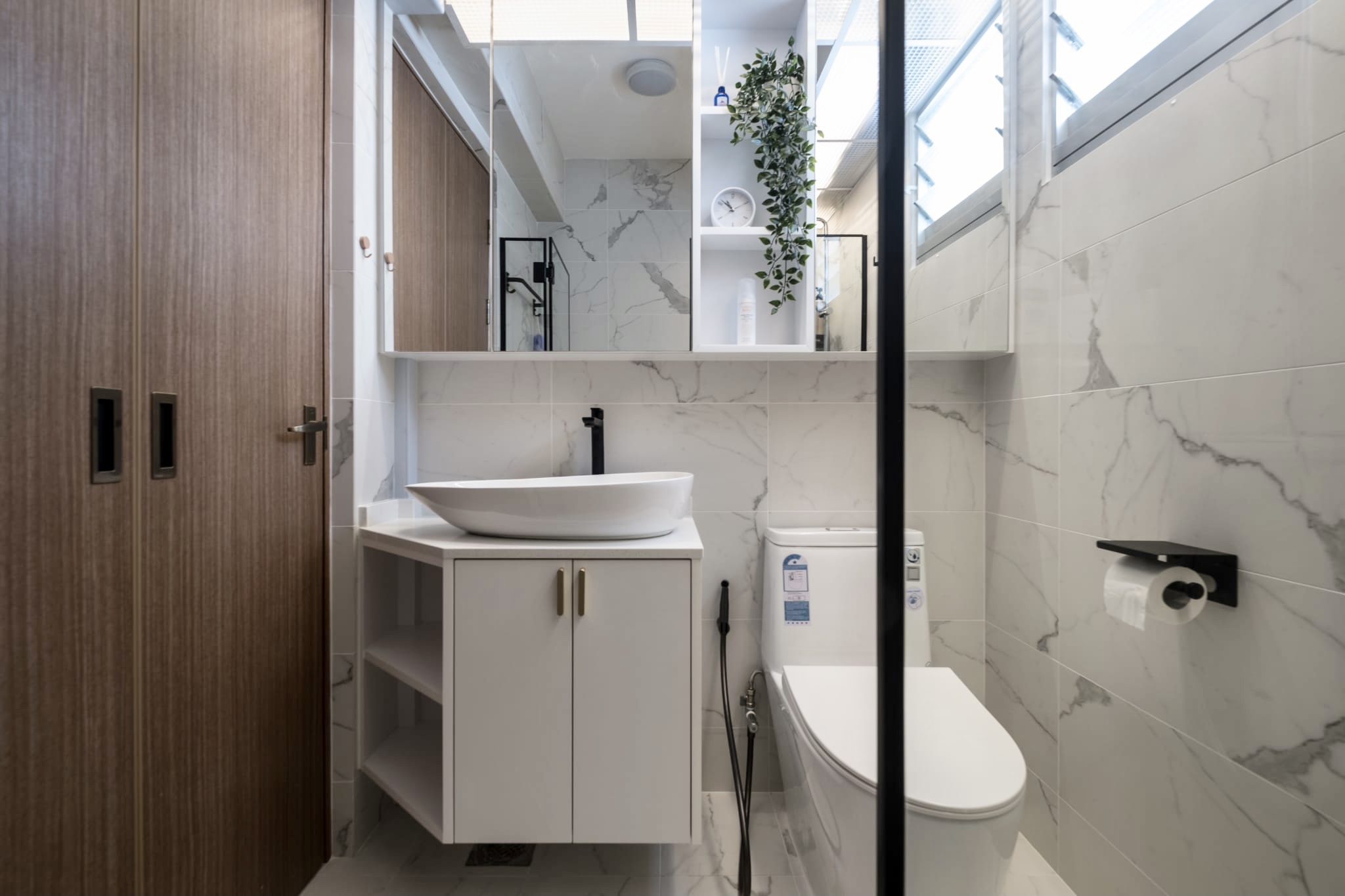 Contemporary, Minimalist, Modern Design - Bathroom - HDB 4 Room - Design by United Team Lifestyle