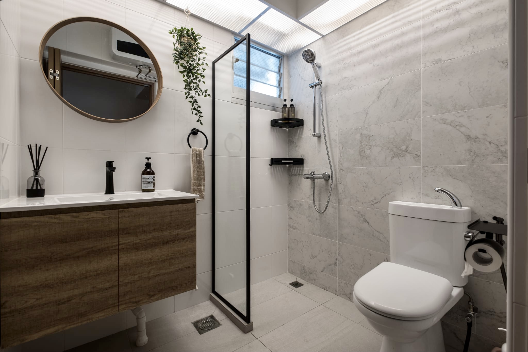 Contemporary, Minimalist, Modern Design - Bathroom - HDB 4 Room - Design by United Team Lifestyle