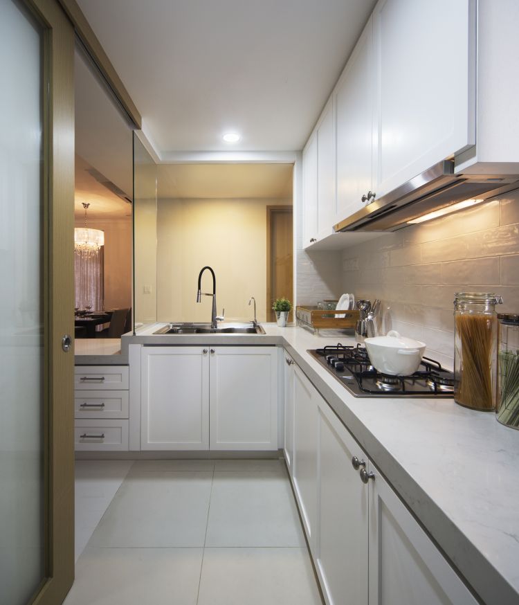 Classical, Minimalist Design - Kitchen - Condominium - Design by Vegas Interior Design Pte Ltd