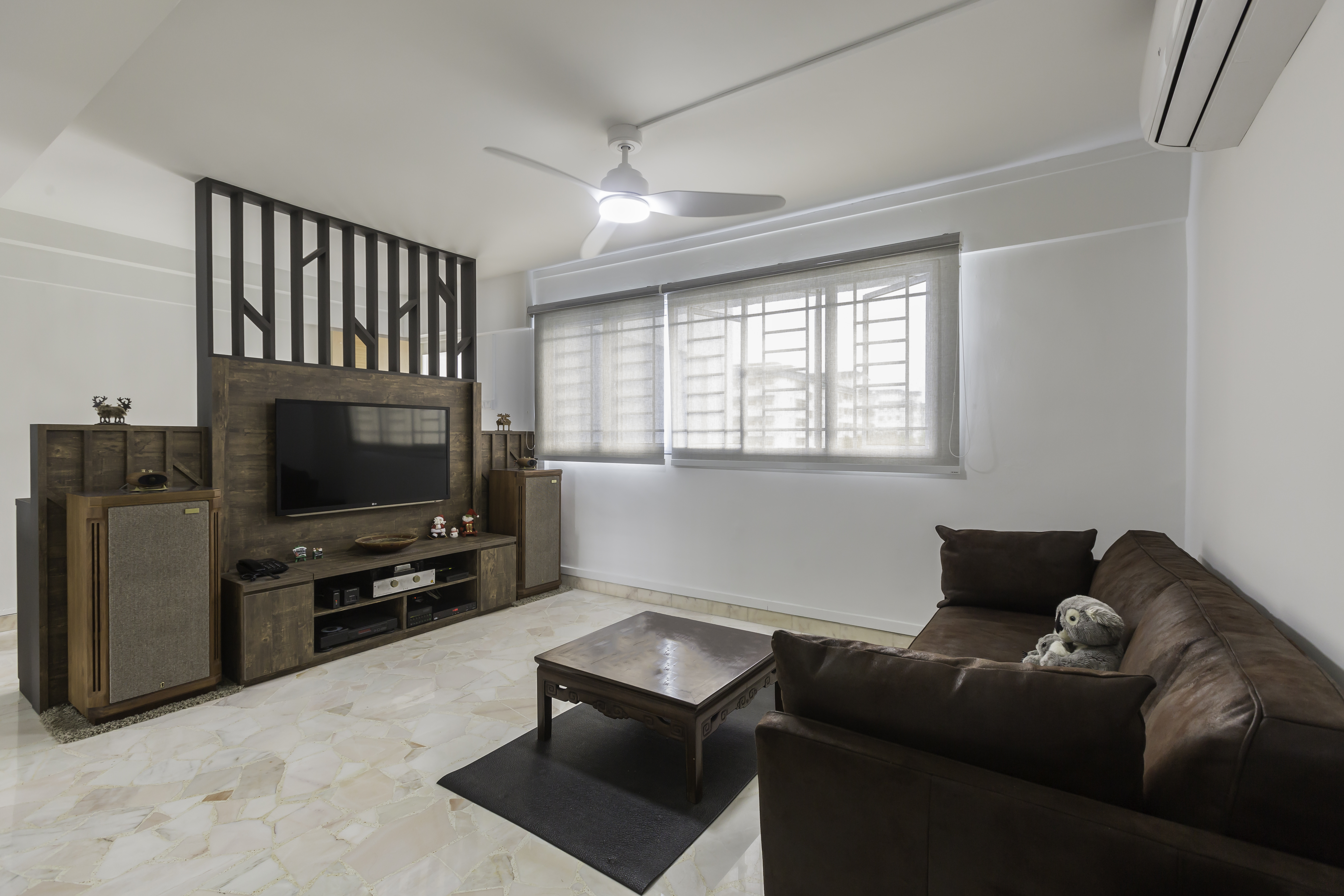 Modern Design - Living Room - HDB 4 Room - Design by Vegas Interior Design Pte Ltd