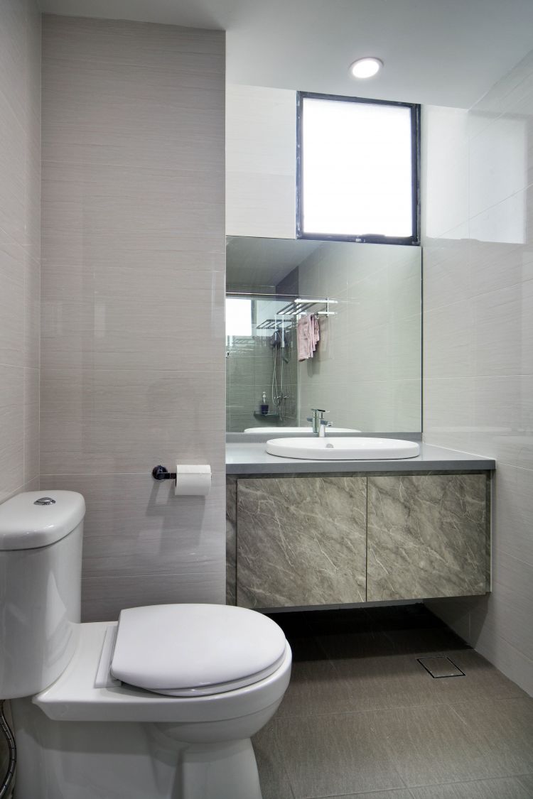 Classical, Contemporary, Modern Design - Bathroom - Condominium - Design by Vegas Interior Design Pte Ltd