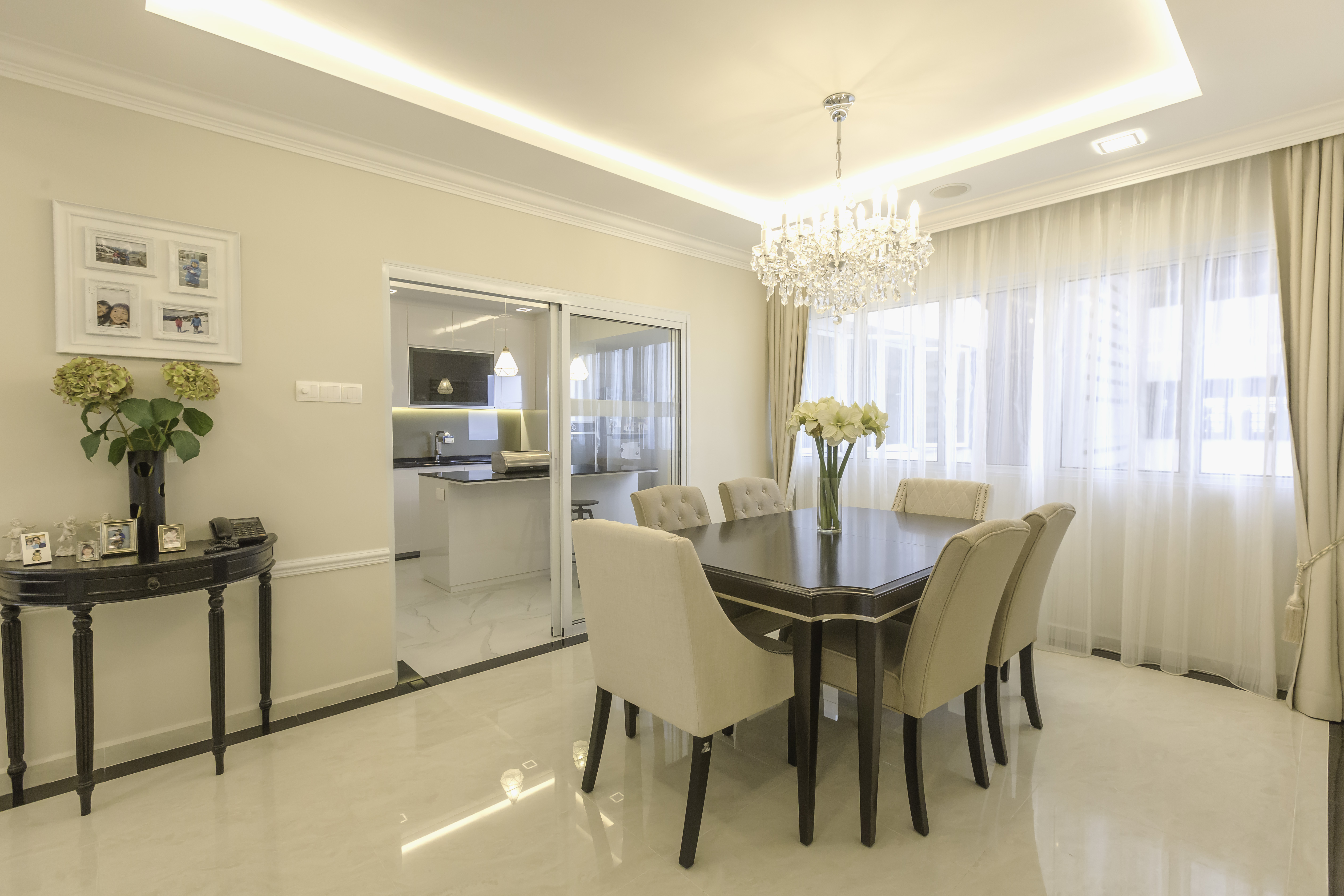 Victorian Design - Dining Room - Condominium - Design by Weiken.com Design Pte Ltd