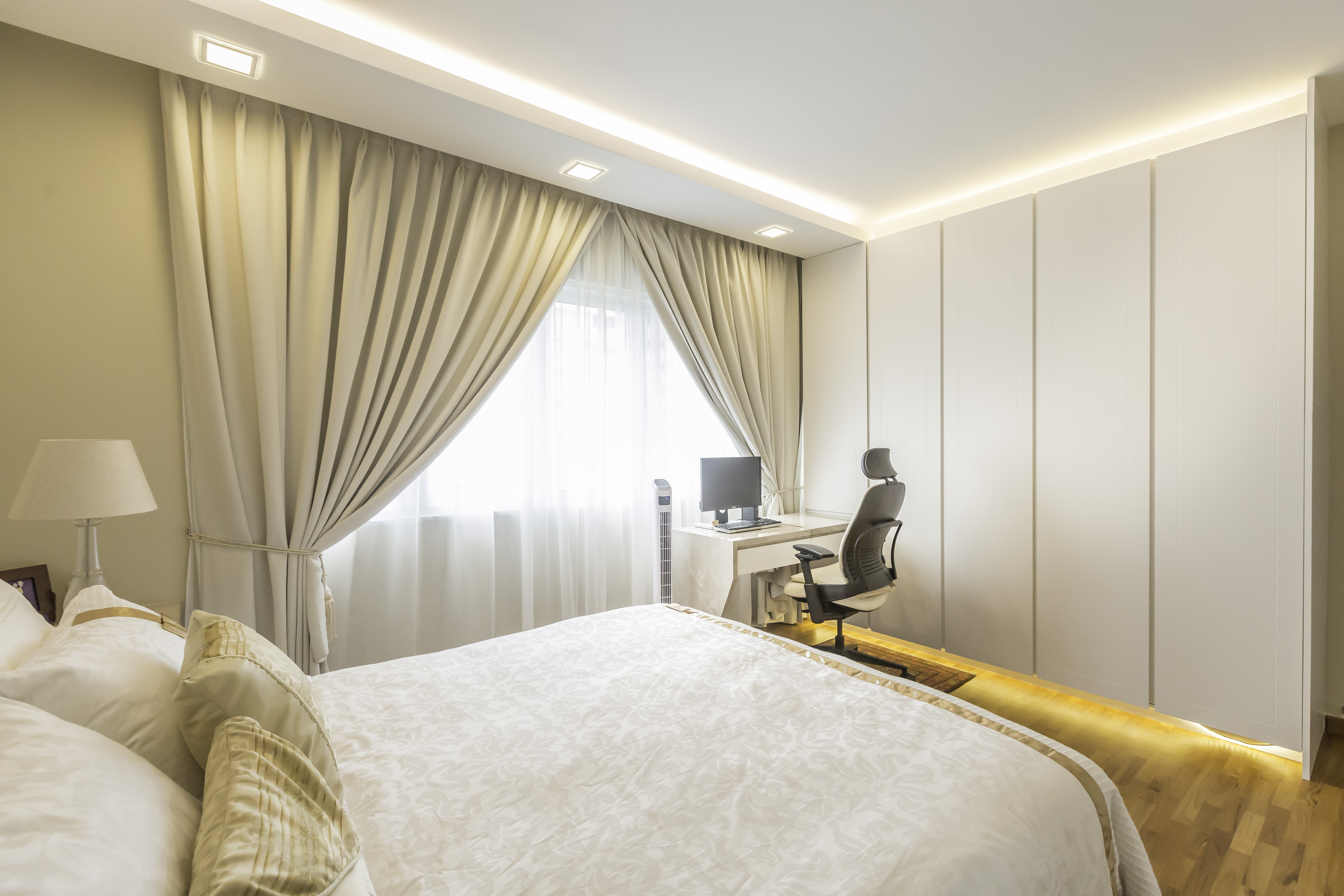 Victorian Design - Bedroom - Condominium - Design by Weiken.com Design Pte Ltd