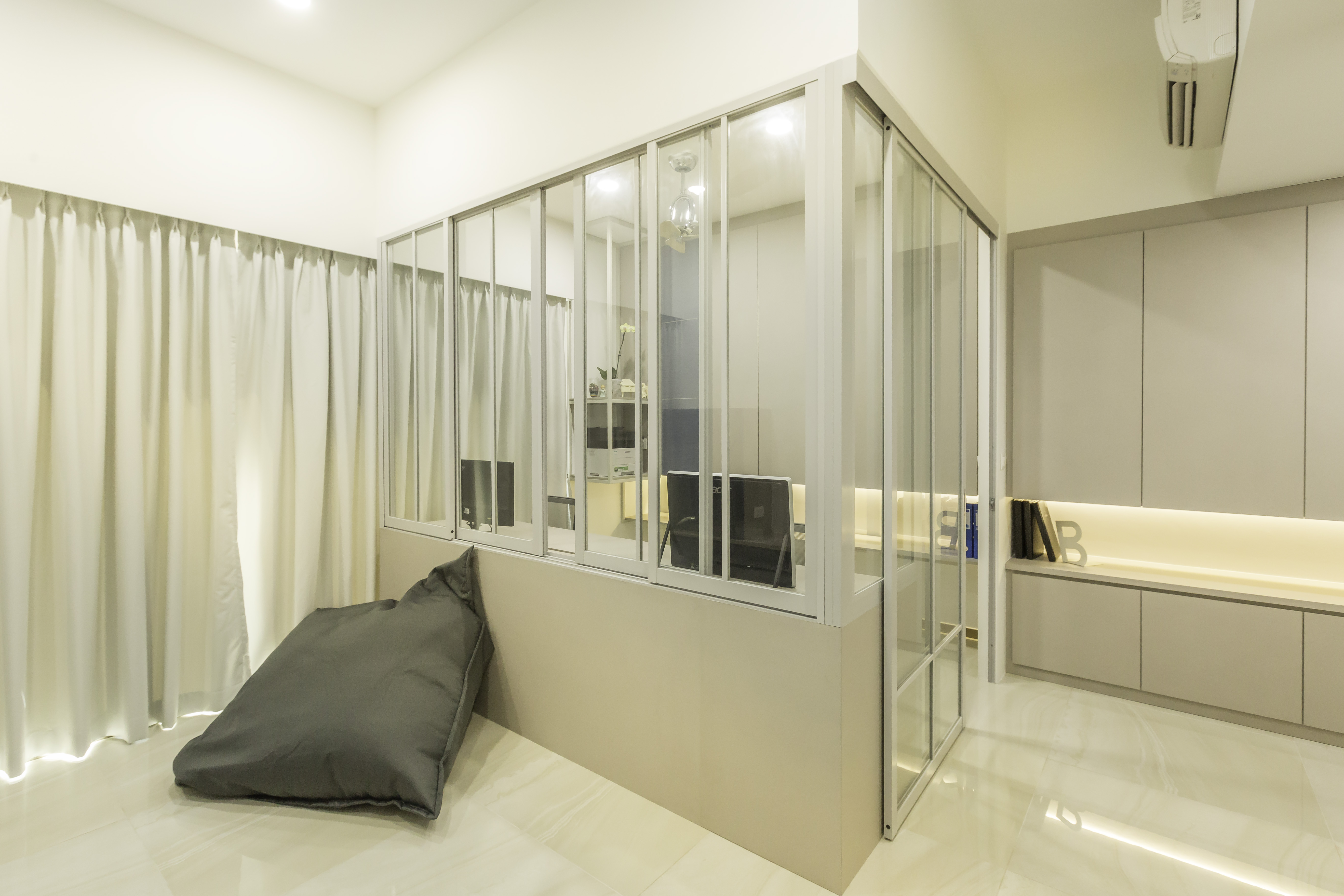 Industrial, Minimalist Design - Living Room - Condominium - Design by Weiken.com Design Pte Ltd