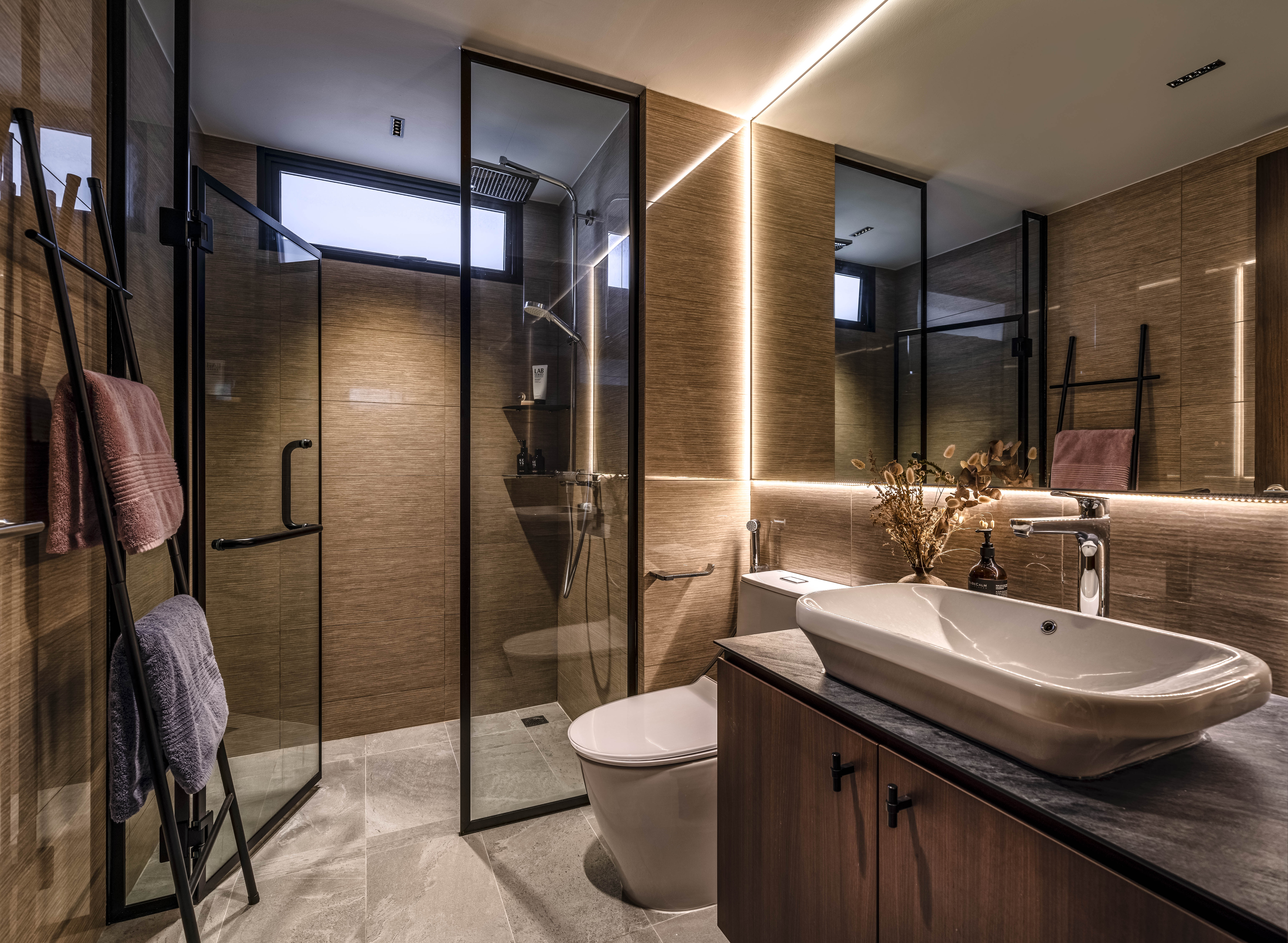 Contemporary, Modern Design - Bathroom - Condominium - Design by Weiken.com Design Pte Ltd