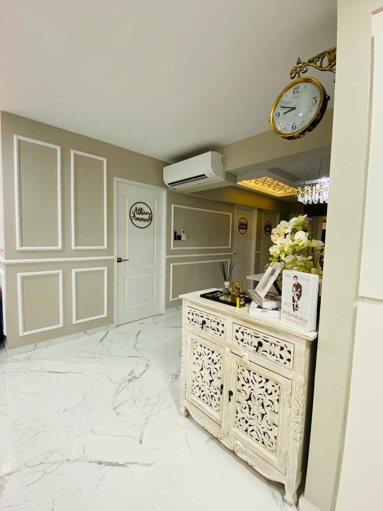 Modern, Victorian Design - Dining Room - HDB 5 Room - Design by Weldas Wolfgang Pte Ltd