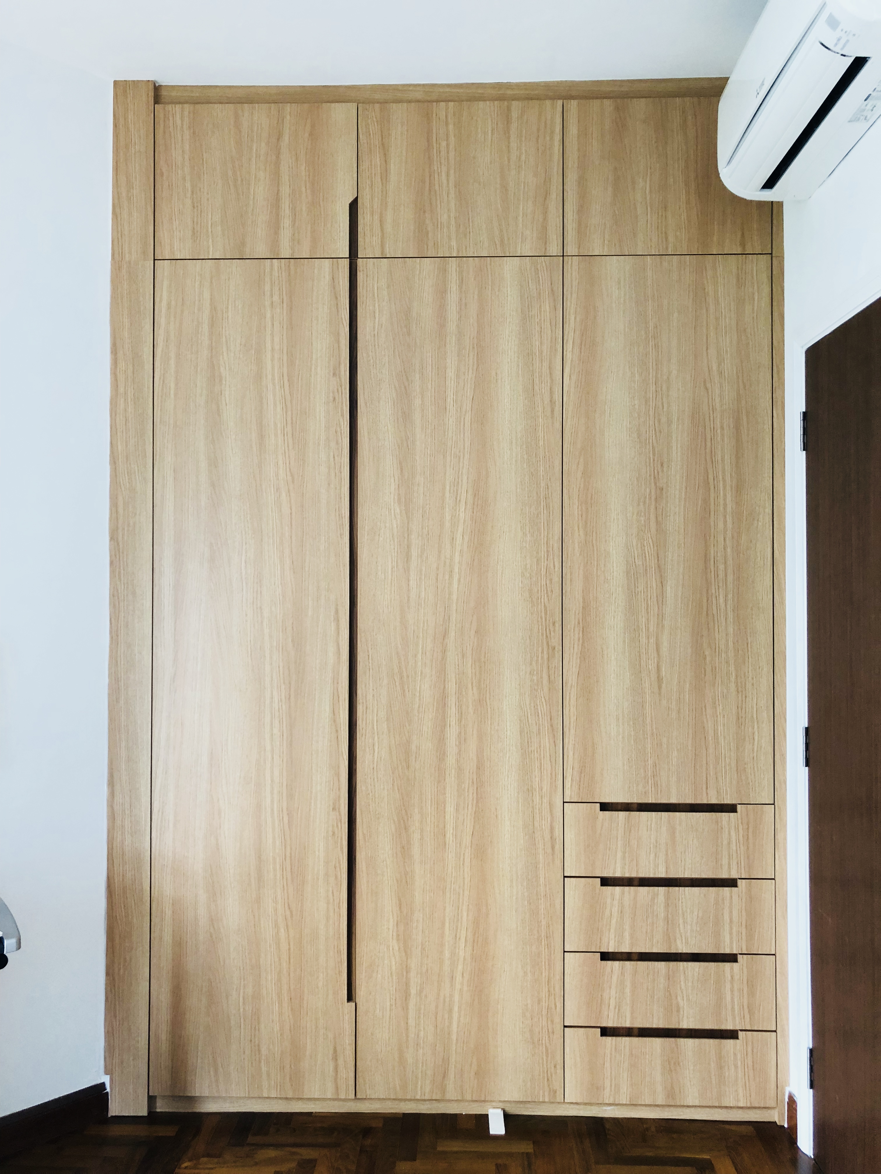 Modern Design - Bedroom - Condominium - Design by Weldas Wolfgang Pte Ltd